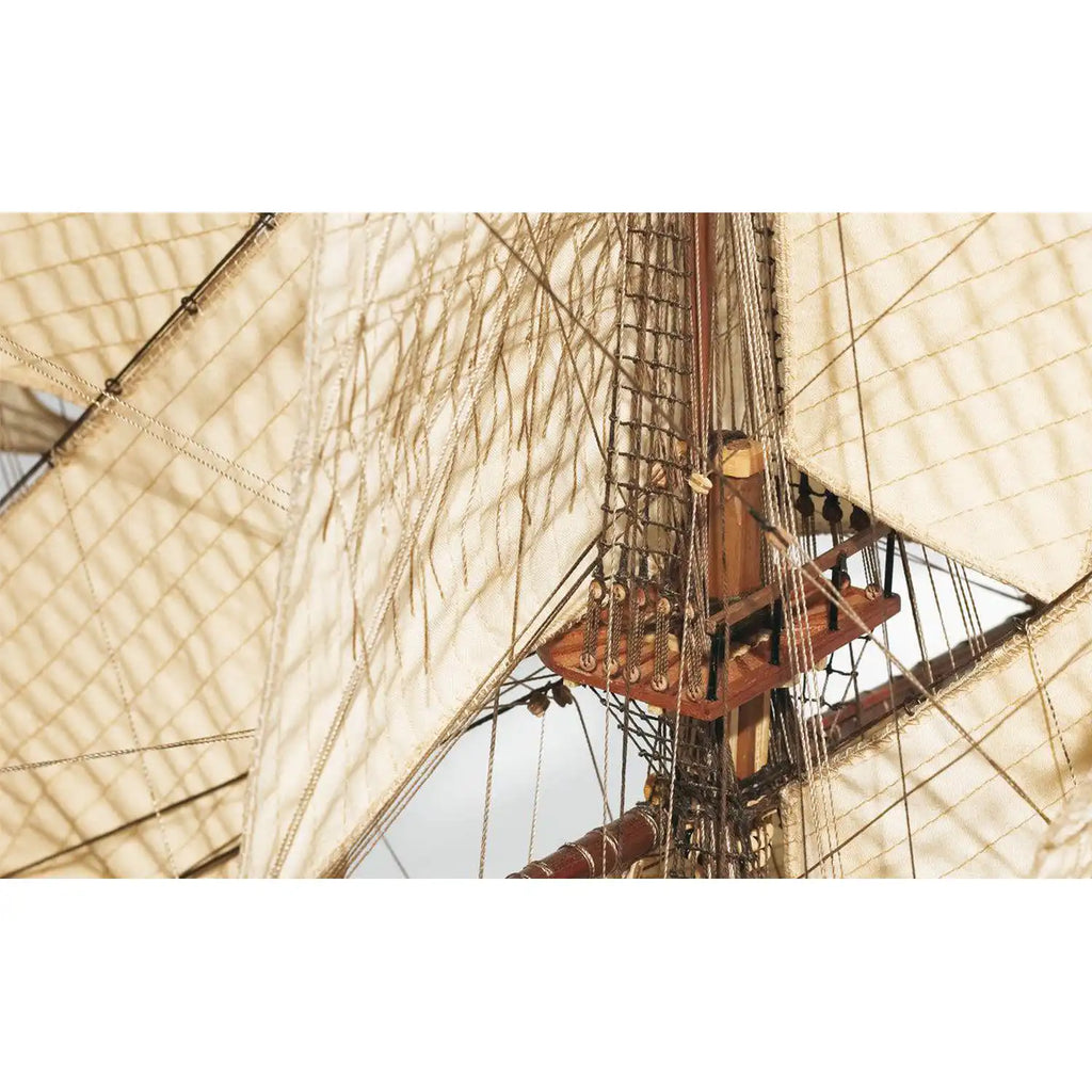 Maqueta de barco de madera Diana