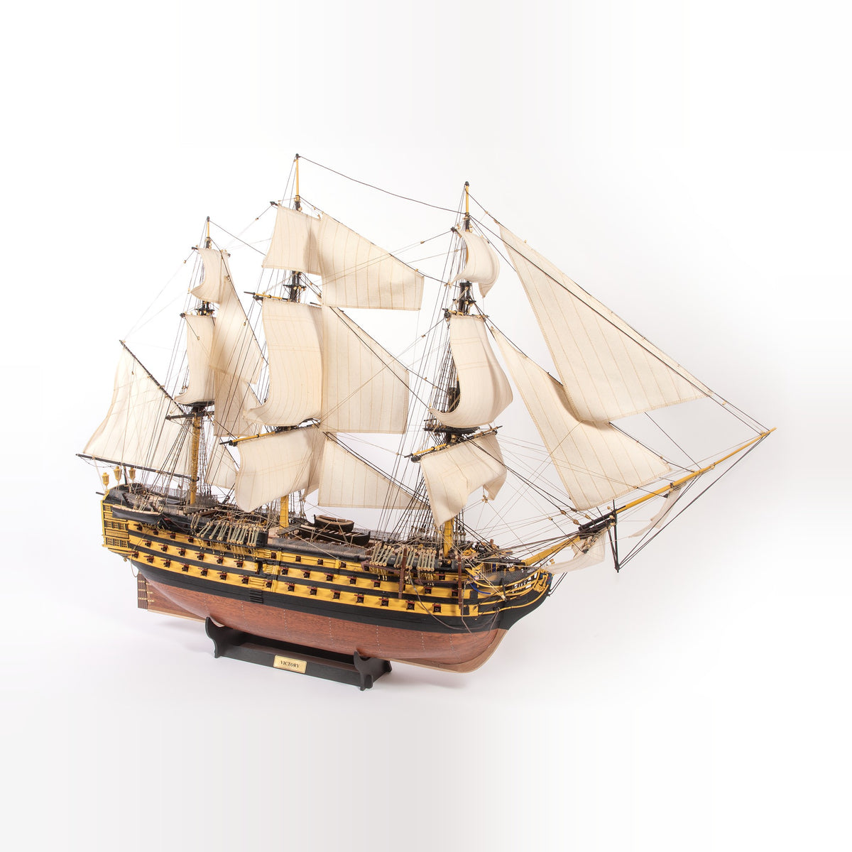 Maqueta del HMS Victory en madera