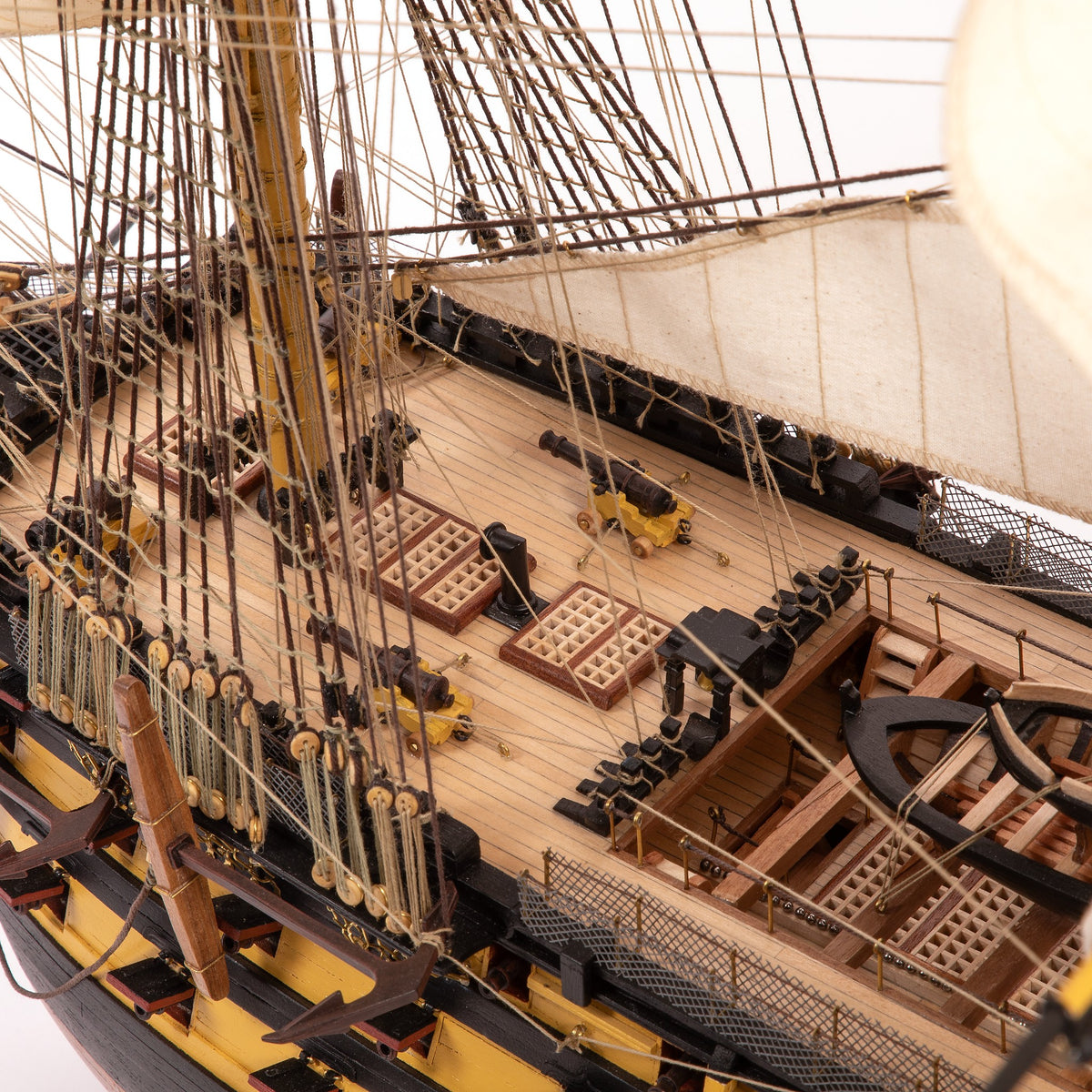 Maqueta del HMS Victory en madera