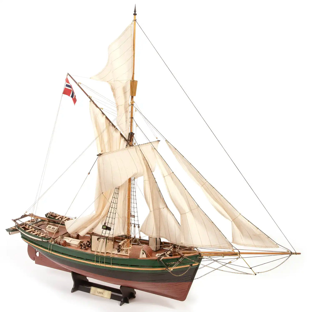 Gjøa Model Ship: Amundsen's Arctic Vessel at 1:45 scale
