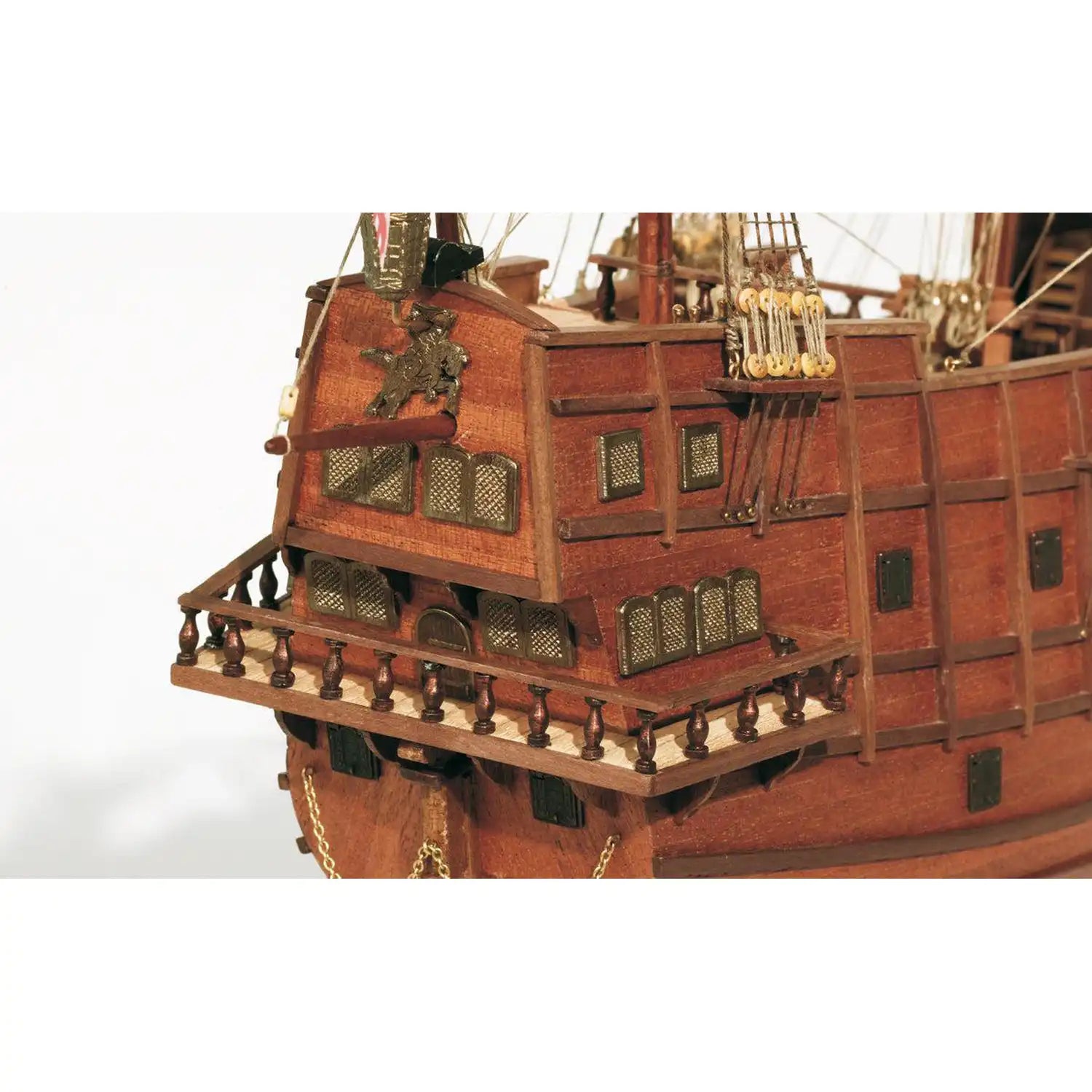Maqueta de barco de madera San Martín