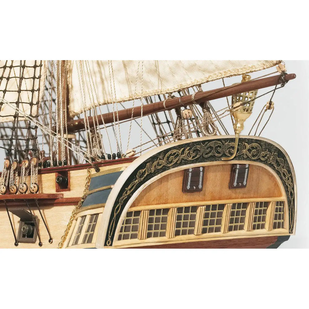 Maqueta de barco de madera Diana