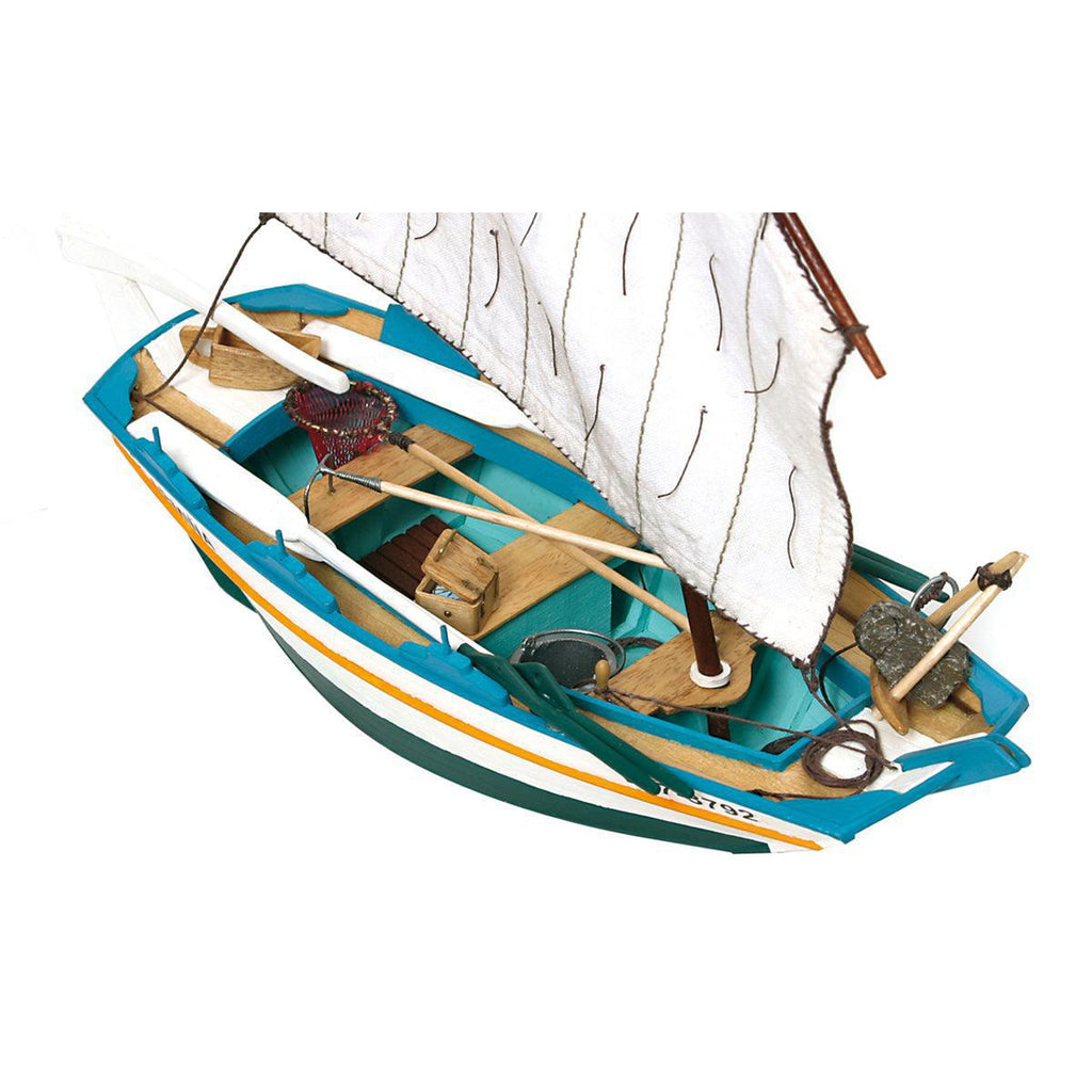 Maqueta de barco de madera Carmiña