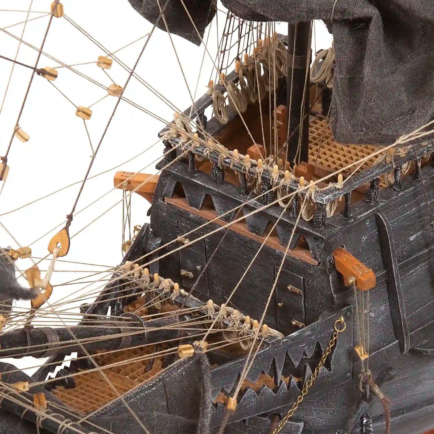 Maqueta de barco de madera el Holandés Errante (Flying Dutchman)