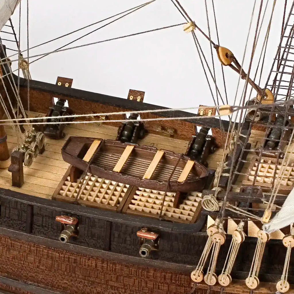 Maqueta de barco de madera Buccaneer