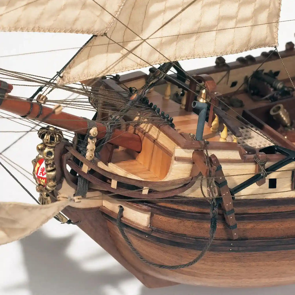 Maqueta de barco de madera La Candelaria