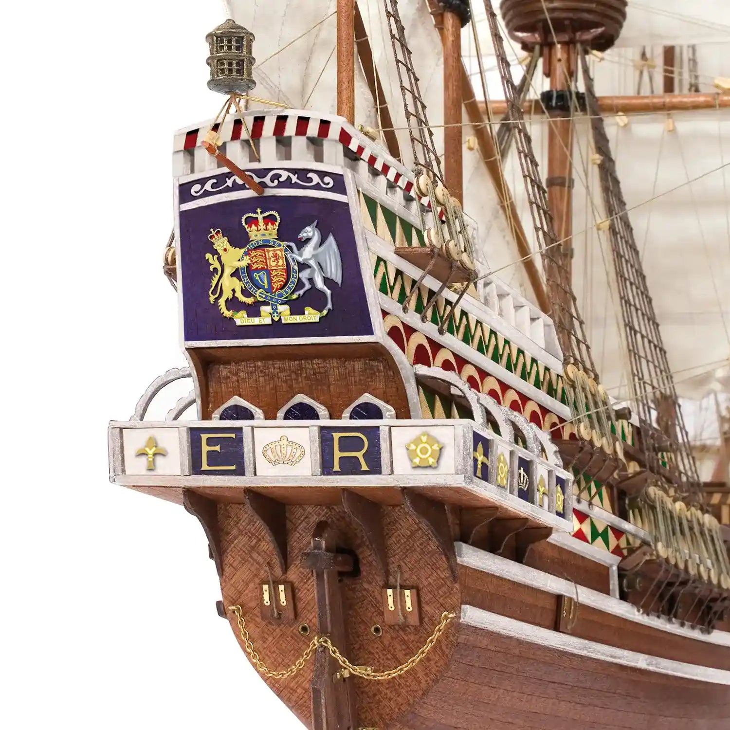 Maqueta de barco de madera HMS Revenge
