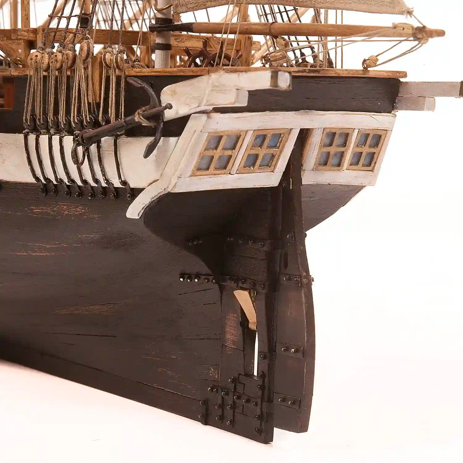 Maqueta de barco de madera HMS Terror