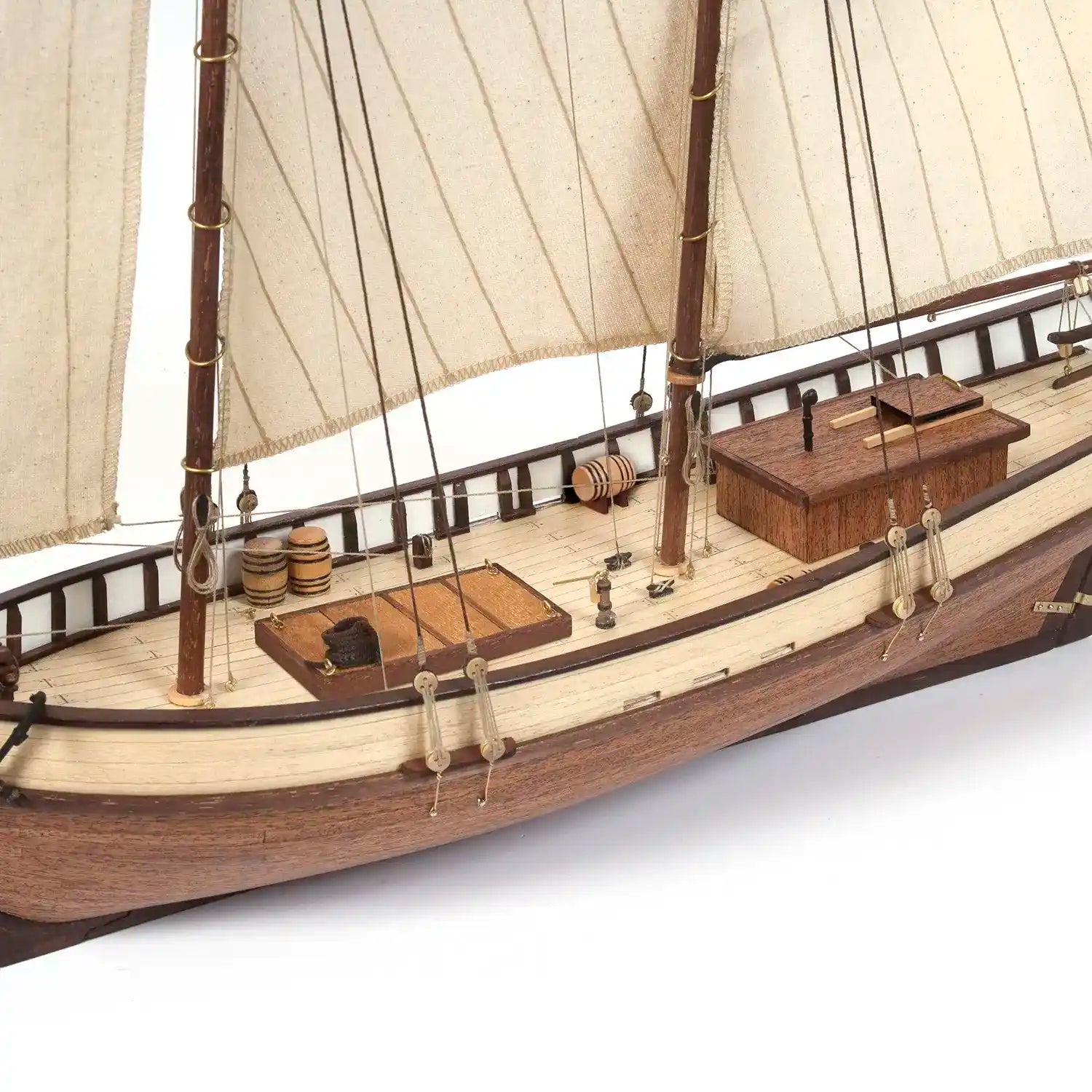 Maqueta de barco de madera iniciación Polaris