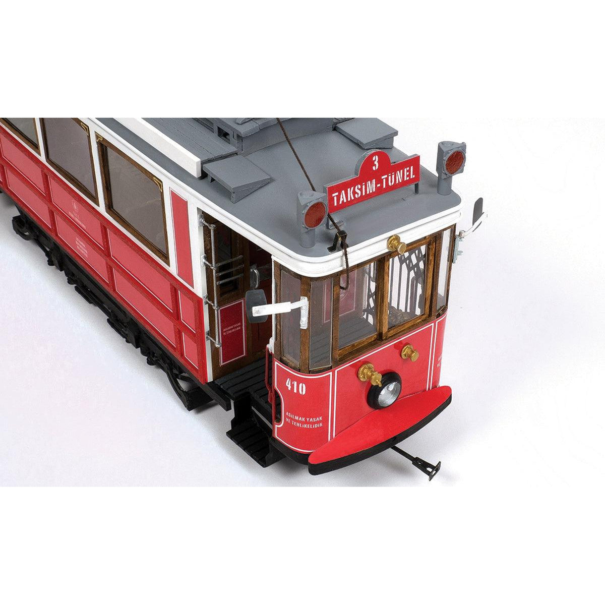Maqueta del tranvía Istanbul de madera y metal